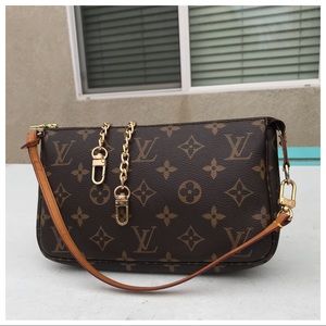 SOLD Louis Vuitton monogram accessories pochette